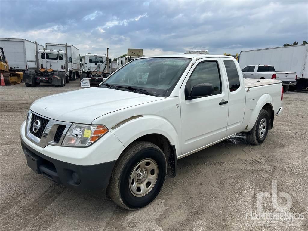 Nissan FRONTIER Pickup Trucks