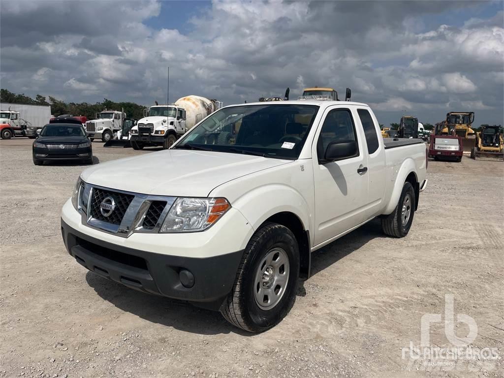 Nissan FRONTIER Pickup Trucks