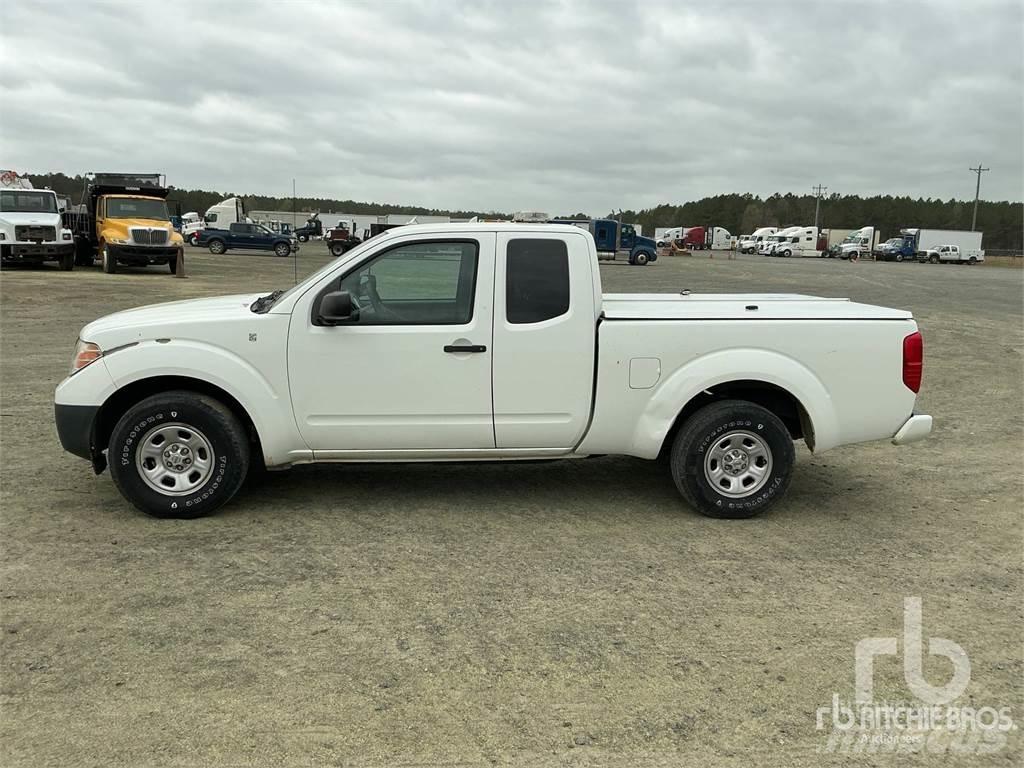 Nissan FRONTIER Pickup Trucks