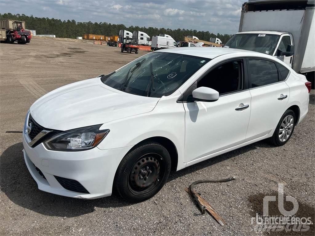 Nissan SENTRA Automobiles / SUVS