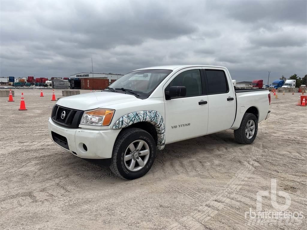 Nissan TITAN Pickup Trucks