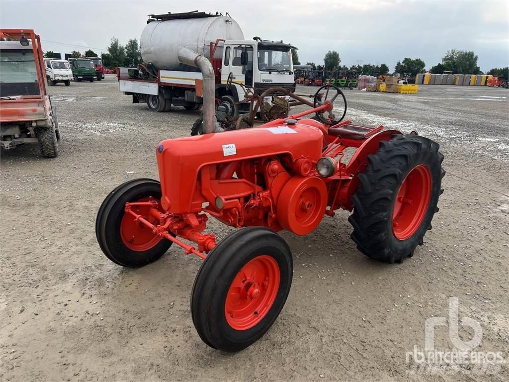  OTO MELARA Tractors