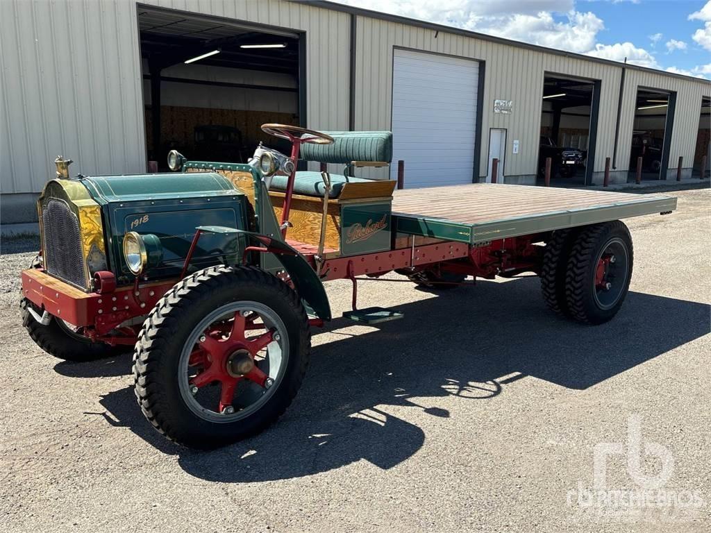  PACKARD ED Flatbed Trucks