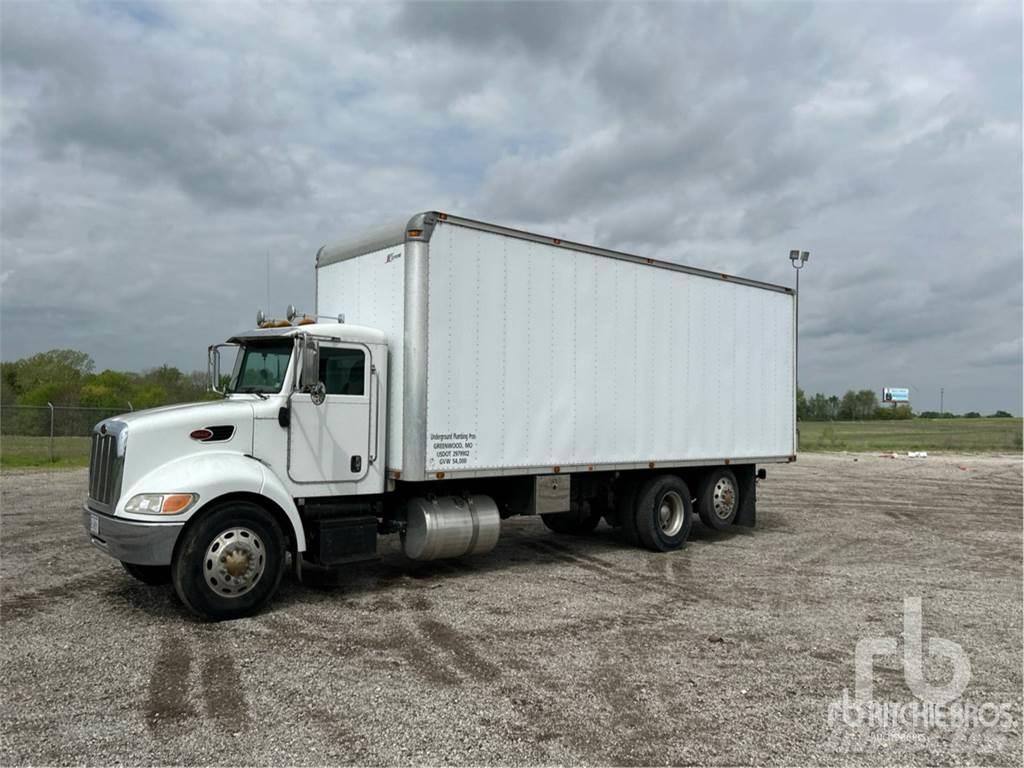 Peterbilt 335 Work Trucks / Municipal
