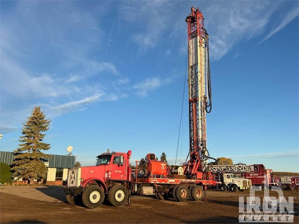 Peterbilt 357 Digger Derricks trucks