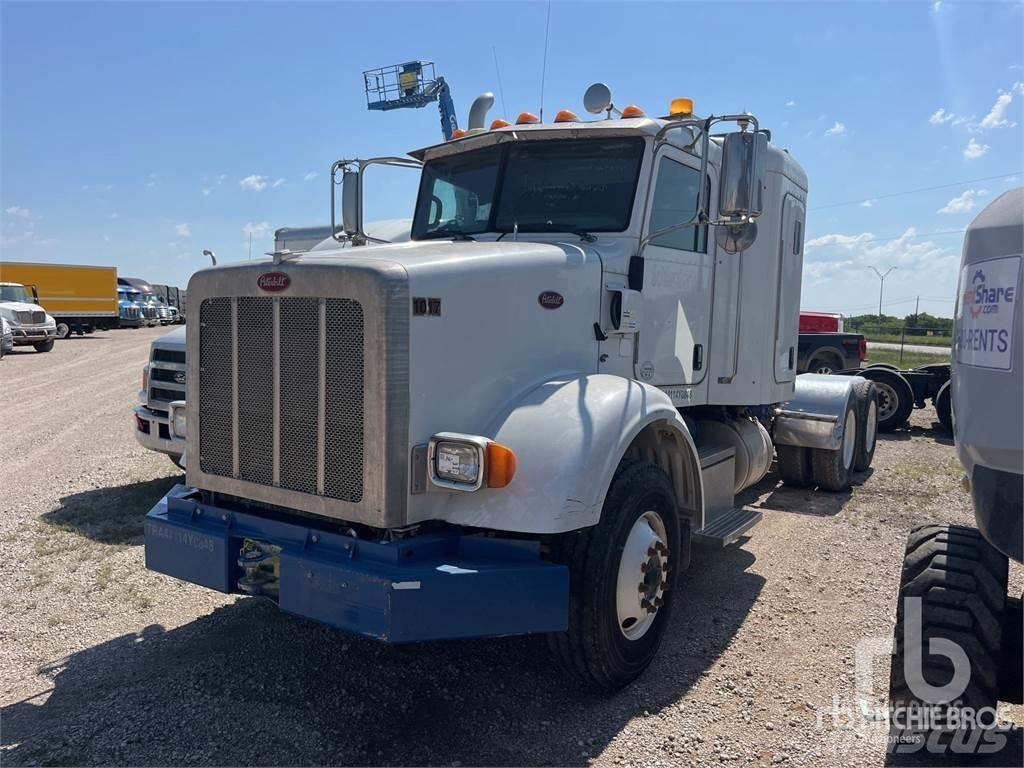 Peterbilt 365 Conventional Trucks / Tractor Trucks