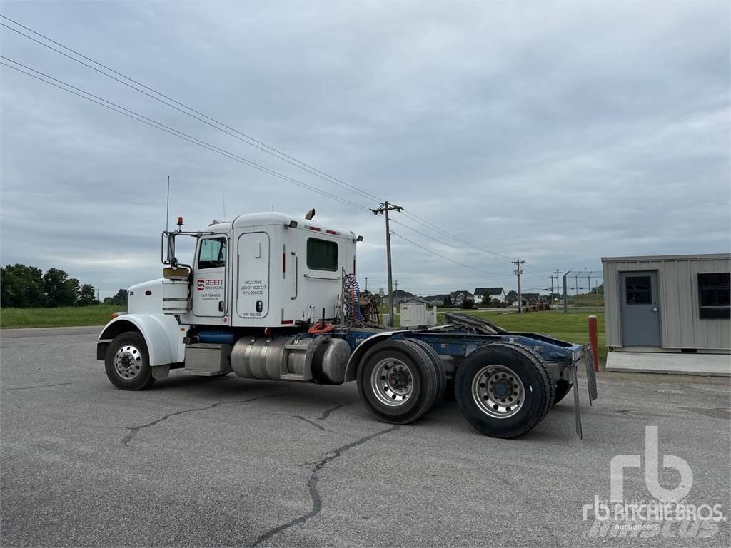 Peterbilt 367 Conventional Trucks / Tractor Trucks