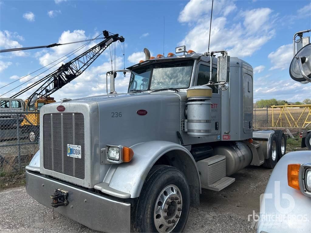 Peterbilt 367 Conventional Trucks / Tractor Trucks