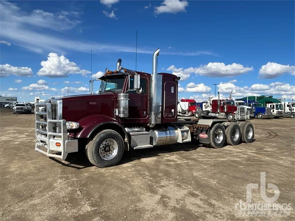 Peterbilt 367 Conventional Trucks / Tractor Trucks