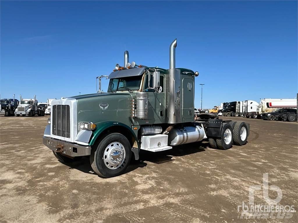 Peterbilt 367 Conventional Trucks / Tractor Trucks