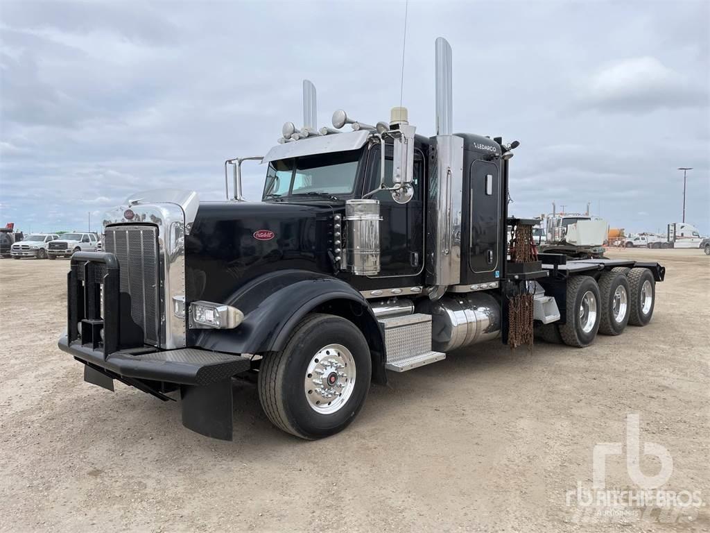Peterbilt 367 Winch trucks