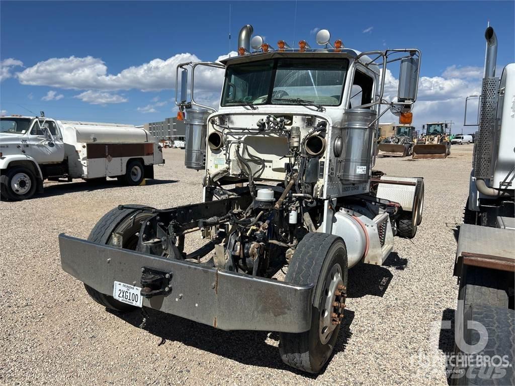 Peterbilt 367 Conventional Trucks / Tractor Trucks