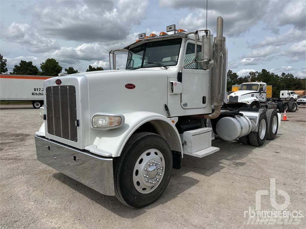 Peterbilt 367 Conventional Trucks / Tractor Trucks