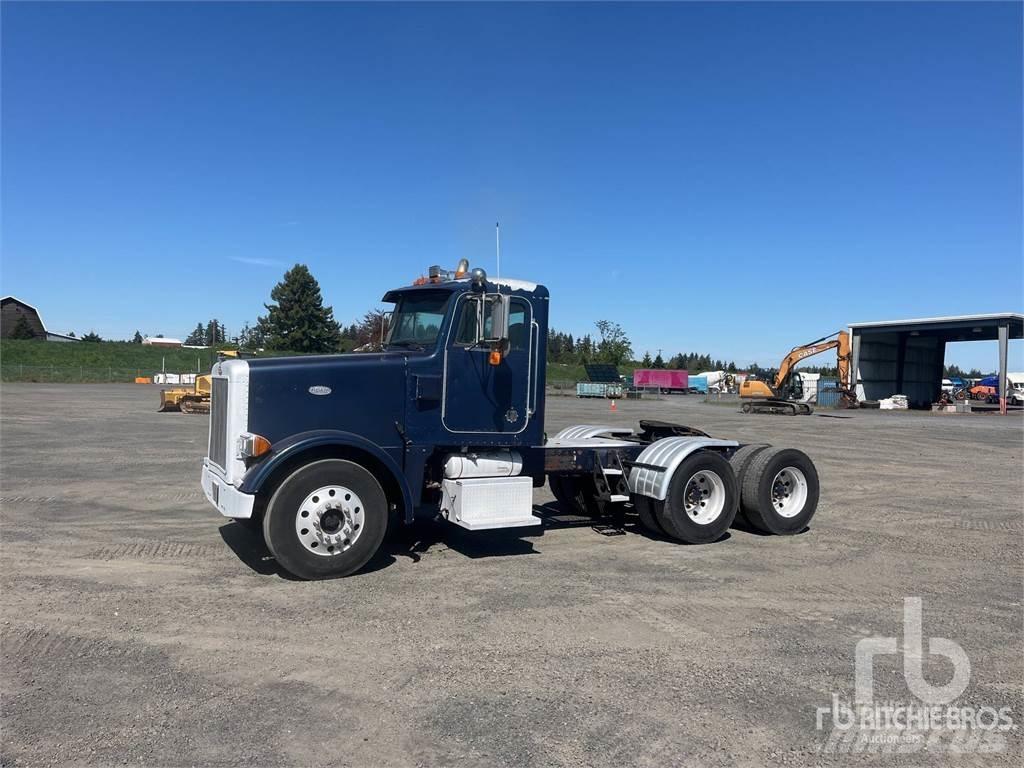 Peterbilt 378 Conventional Trucks / Tractor Trucks
