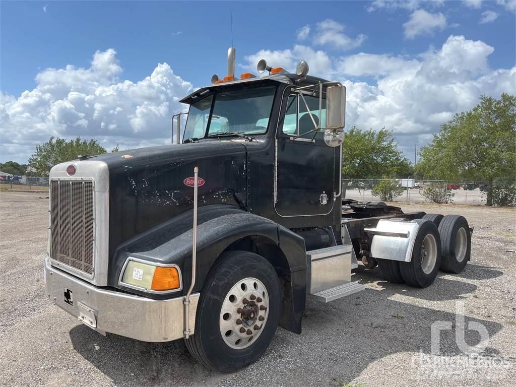 Peterbilt 385 Conventional Trucks / Tractor Trucks