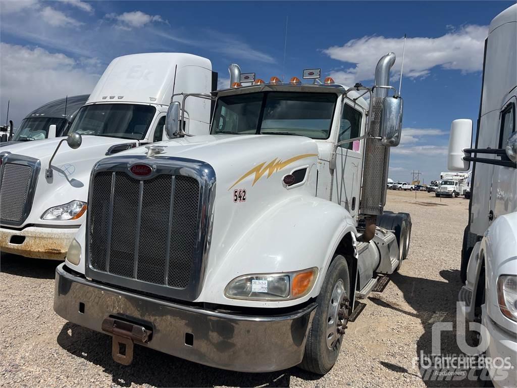 Peterbilt 386 Conventional Trucks / Tractor Trucks
