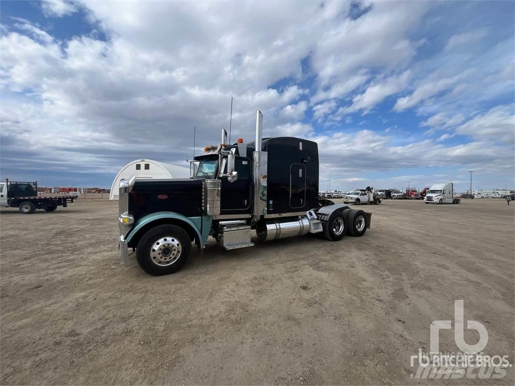 Peterbilt 388 Conventional Trucks / Tractor Trucks