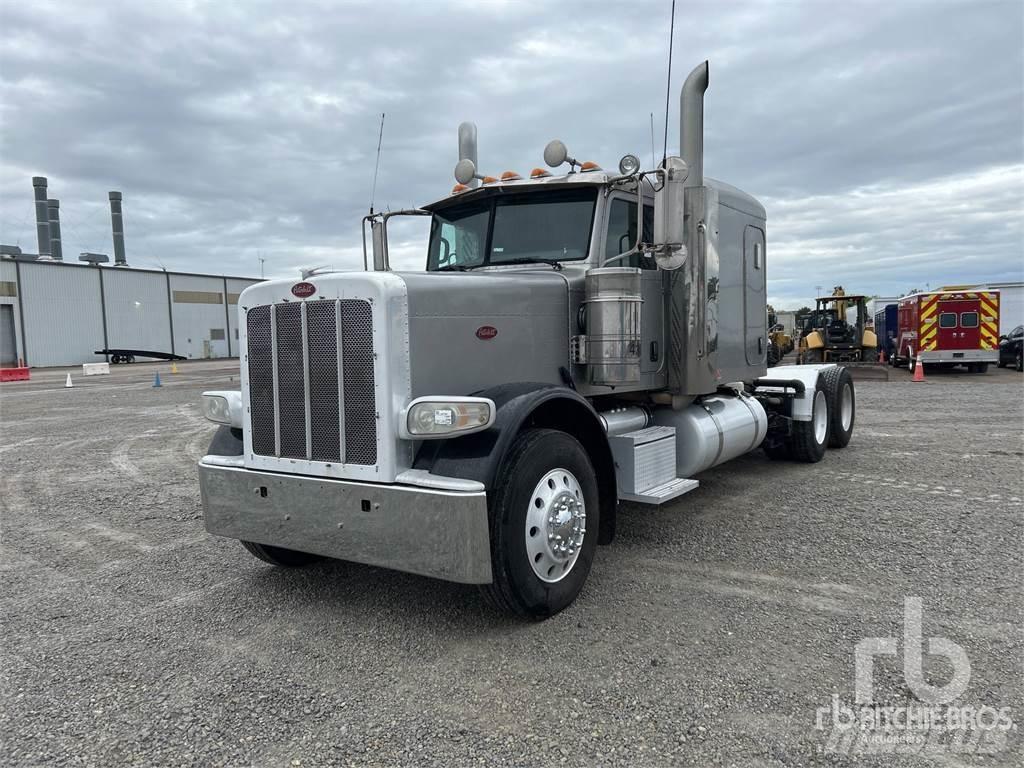 Peterbilt 388 Conventional Trucks / Tractor Trucks