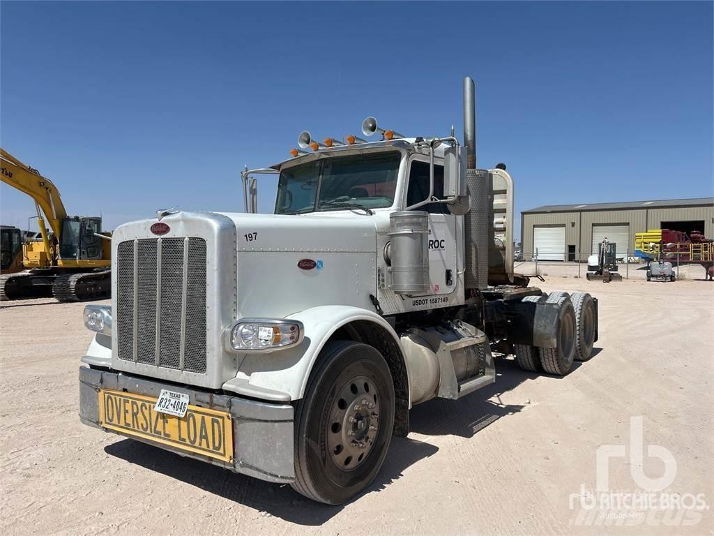 Peterbilt 388 Conventional Trucks / Tractor Trucks