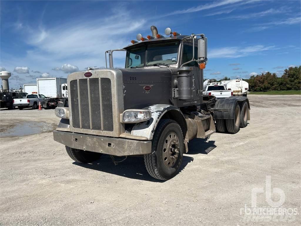 Peterbilt 388 Conventional Trucks / Tractor Trucks