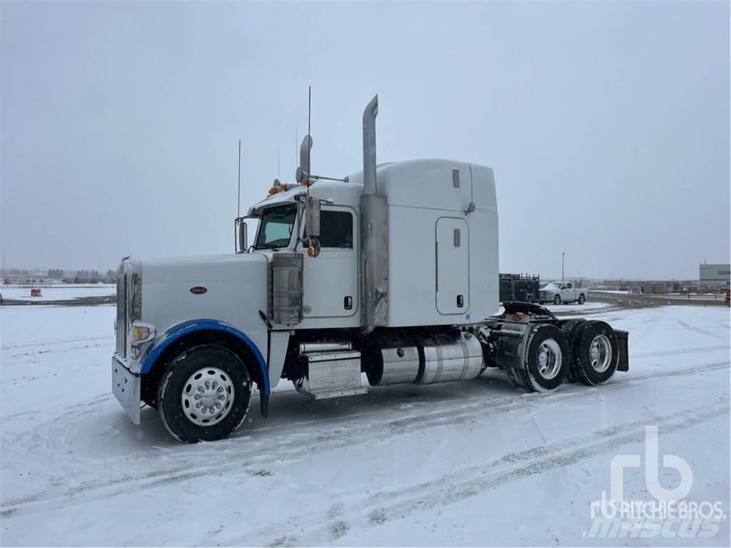 Peterbilt 389 Conventional Trucks / Tractor Trucks