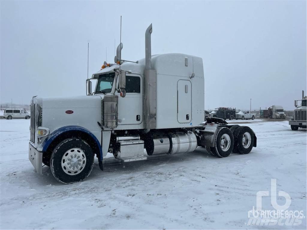 Peterbilt 389 Conventional Trucks / Tractor Trucks