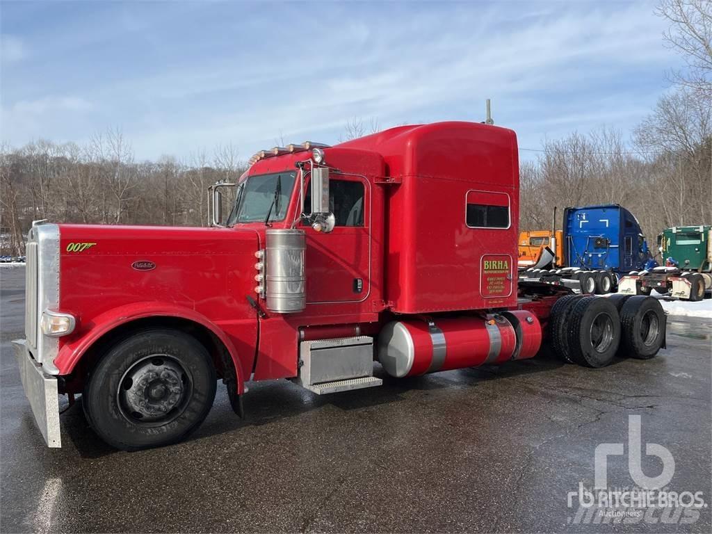 Peterbilt 389 Conventional Trucks / Tractor Trucks