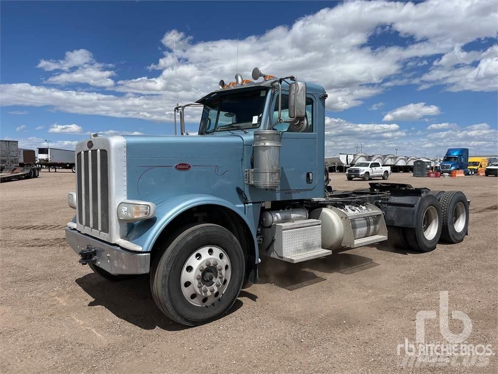 Peterbilt 389 Conventional Trucks / Tractor Trucks