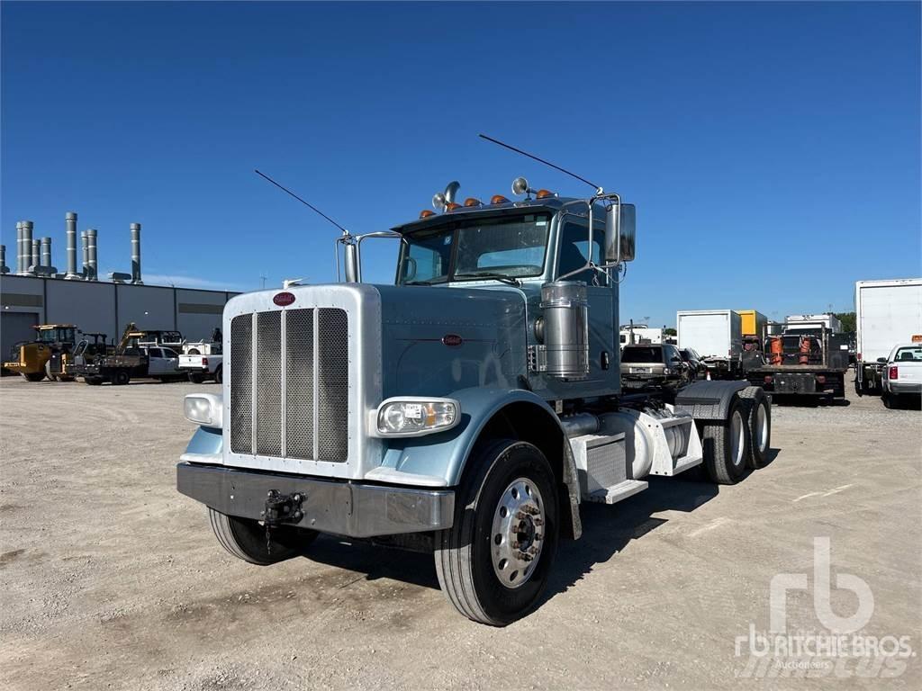 Peterbilt 389 Conventional Trucks / Tractor Trucks