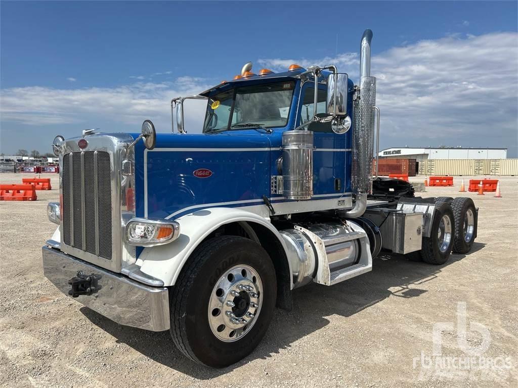 Peterbilt 389 Conventional Trucks / Tractor Trucks