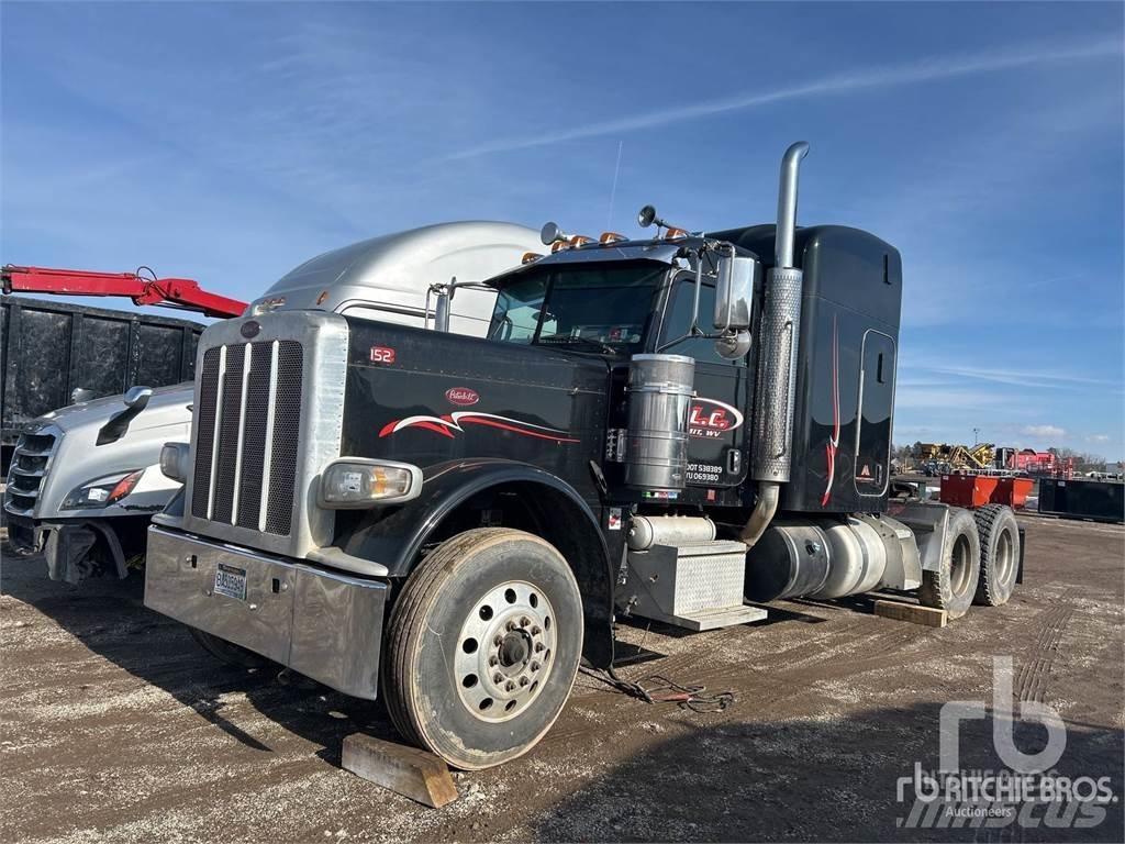 Peterbilt 389 Conventional Trucks / Tractor Trucks