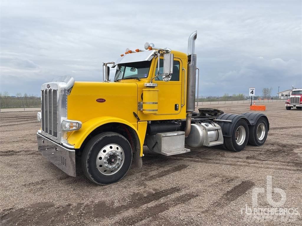 Peterbilt 389 Conventional Trucks / Tractor Trucks