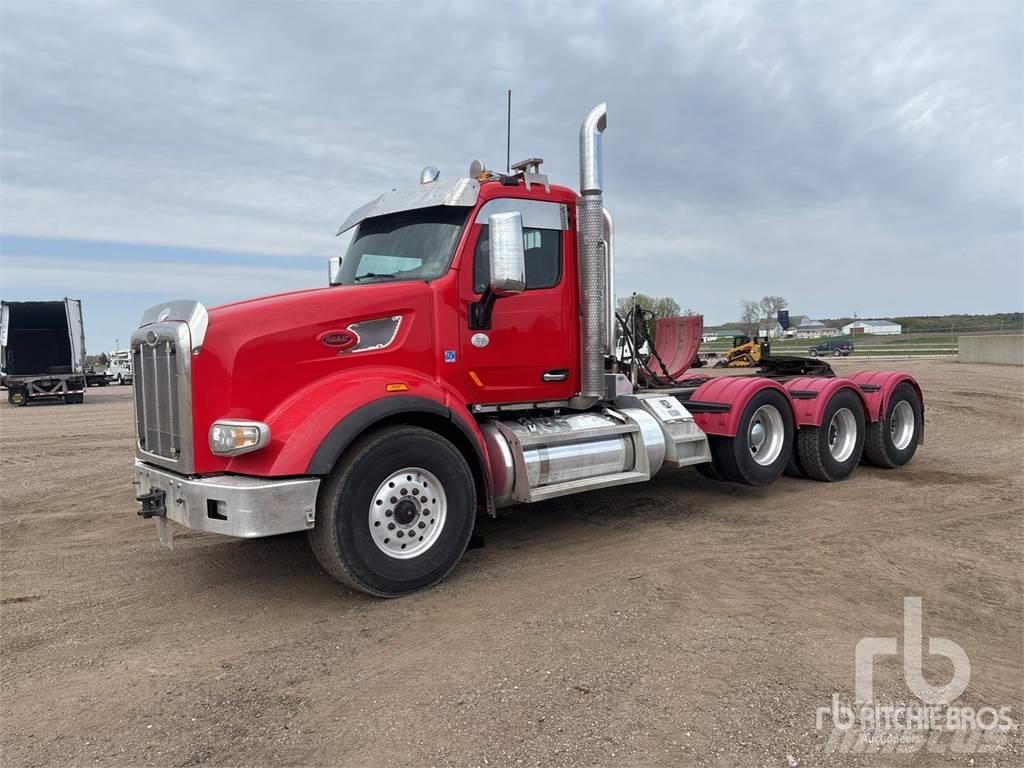 Peterbilt 567 Conventional Trucks / Tractor Trucks