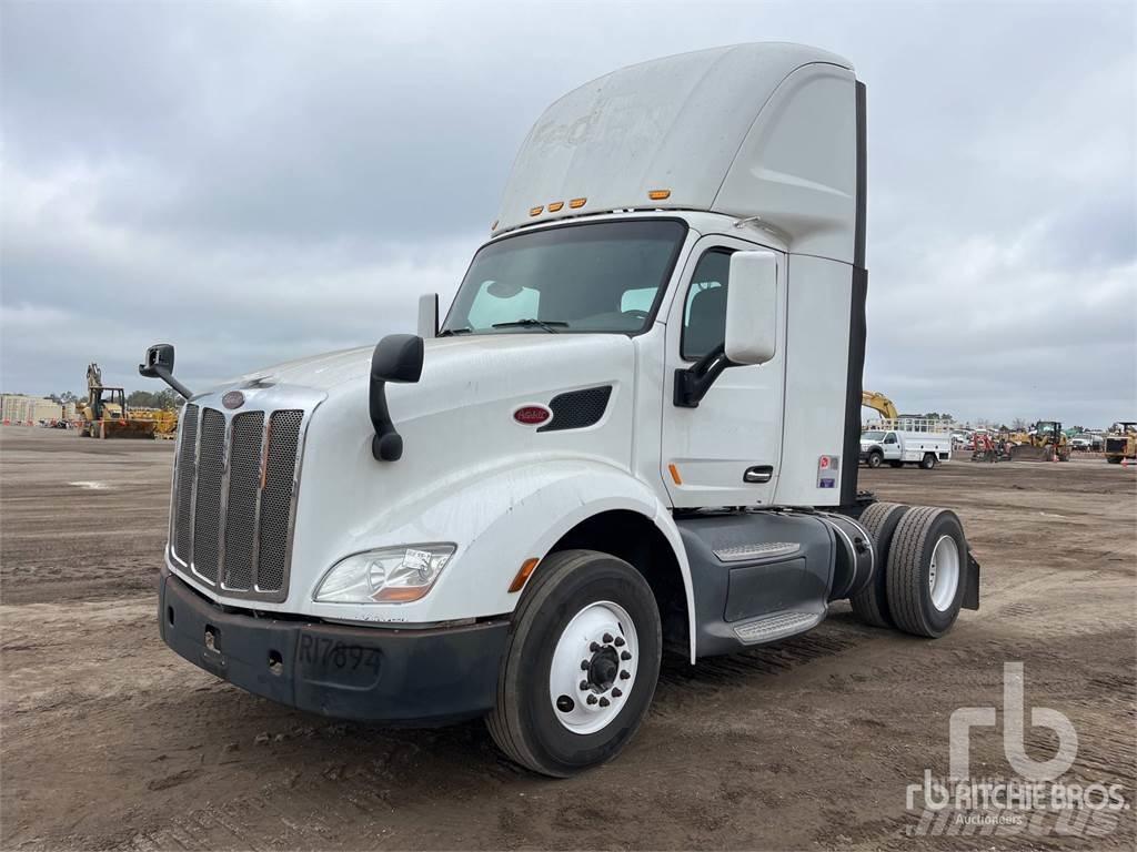 Peterbilt 579 Conventional Trucks / Tractor Trucks