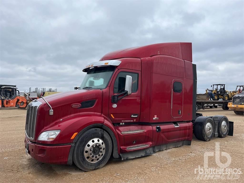 Peterbilt 579 Conventional Trucks / Tractor Trucks
