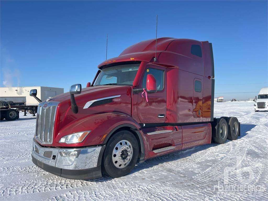 Peterbilt 579 Conventional Trucks / Tractor Trucks