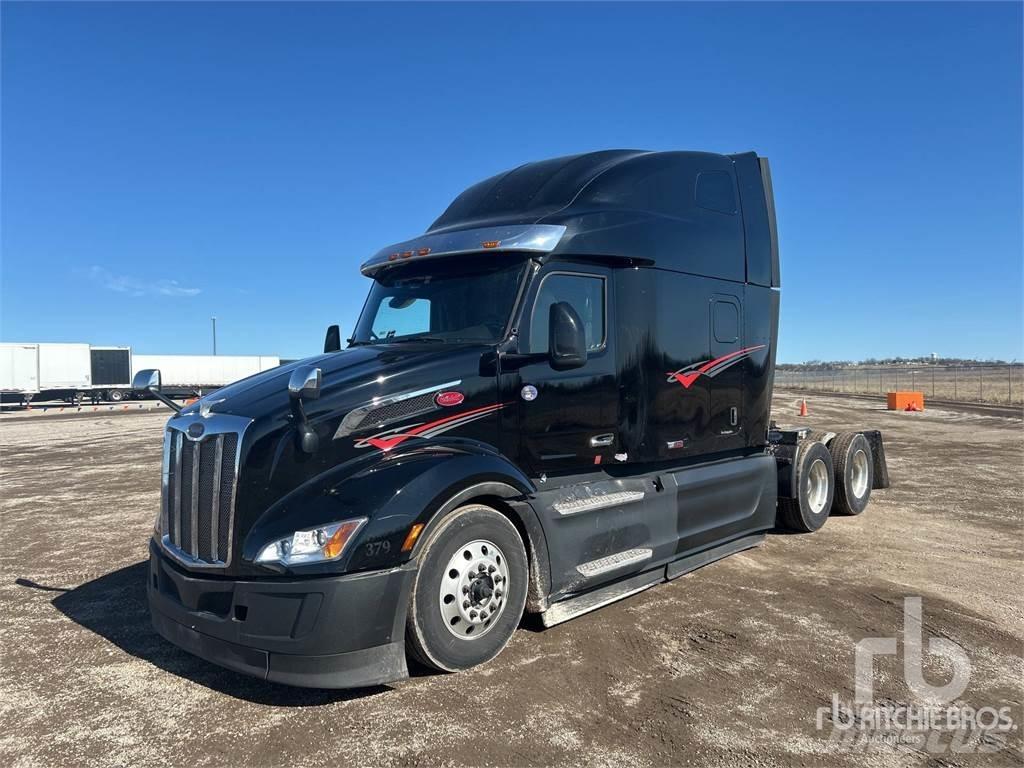 Peterbilt 579 Conventional Trucks / Tractor Trucks