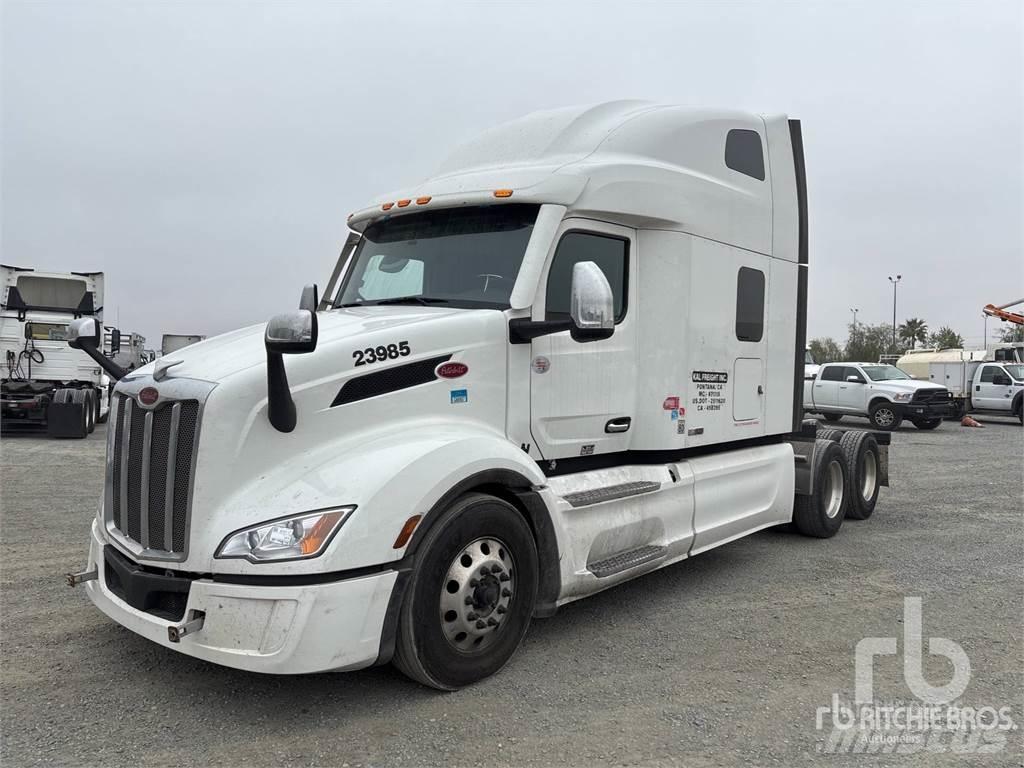 Peterbilt 579 Conventional Trucks / Tractor Trucks