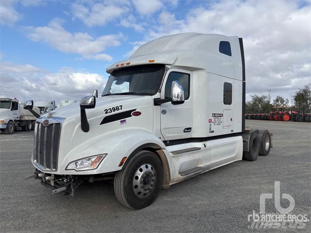 Peterbilt 579 Conventional Trucks / Tractor Trucks