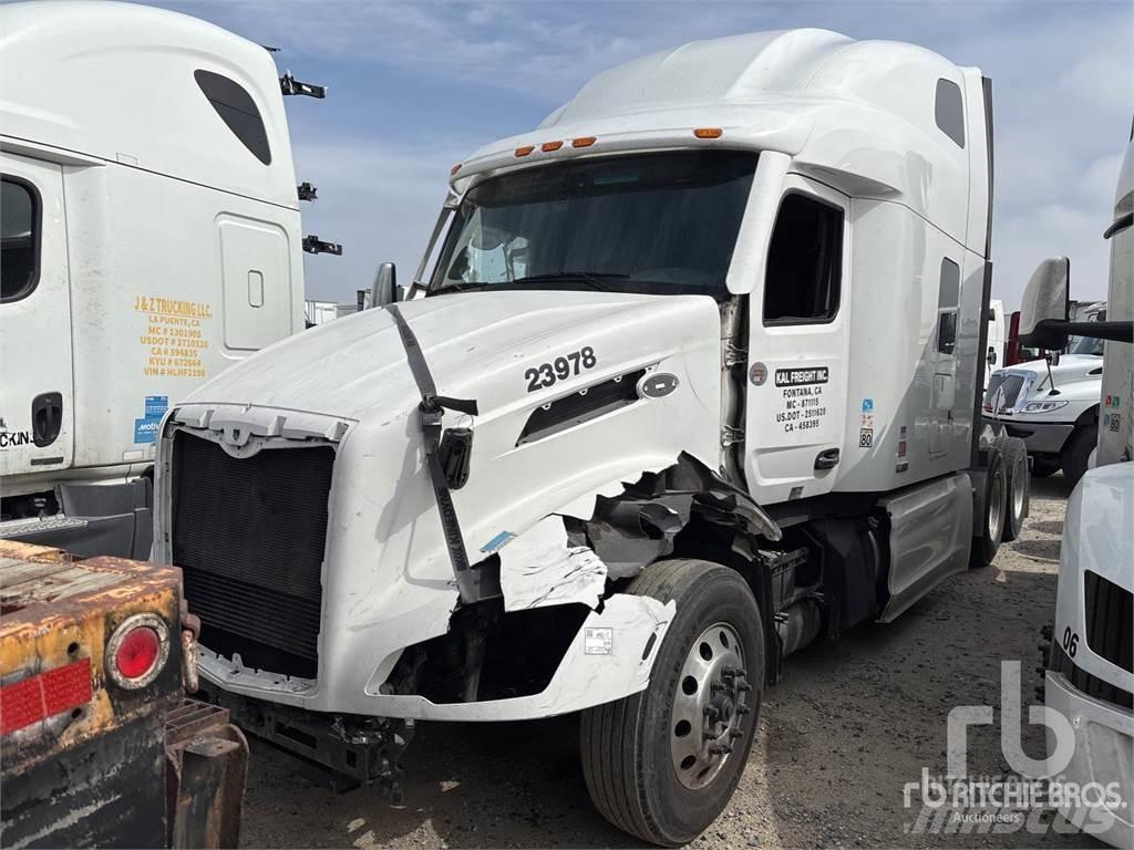 Peterbilt 579 Conventional Trucks / Tractor Trucks