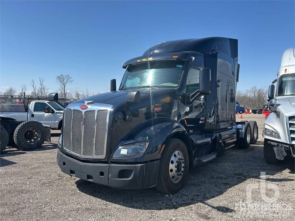 Peterbilt 579 Conventional Trucks / Tractor Trucks