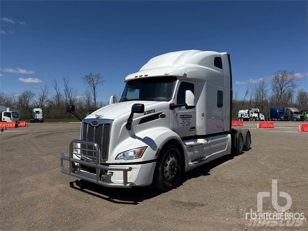 Peterbilt 579 Conventional Trucks / Tractor Trucks