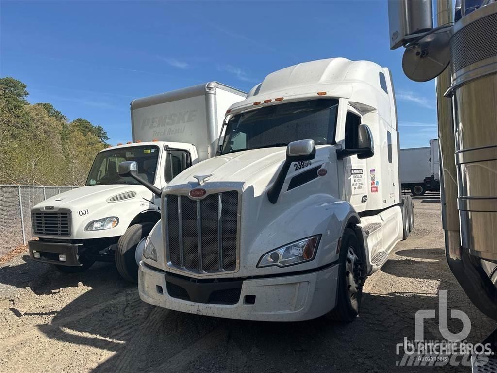 Peterbilt 579 Conventional Trucks / Tractor Trucks
