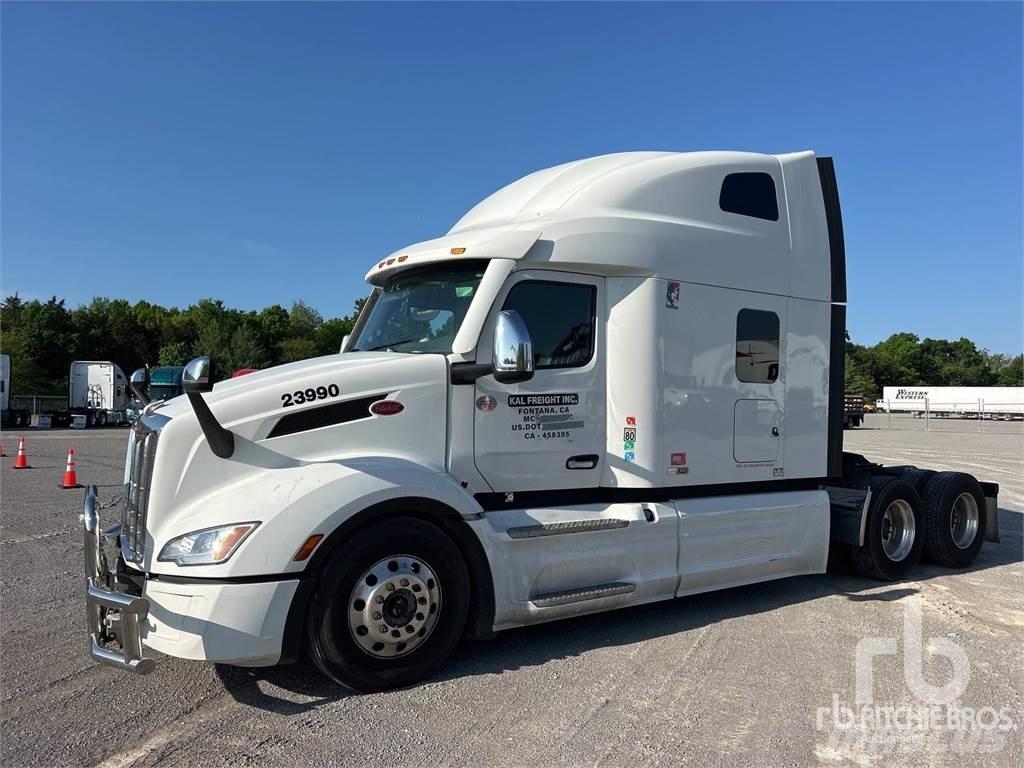Peterbilt 579 Conventional Trucks / Tractor Trucks