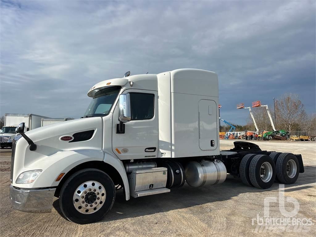 Peterbilt 579 Conventional Trucks / Tractor Trucks