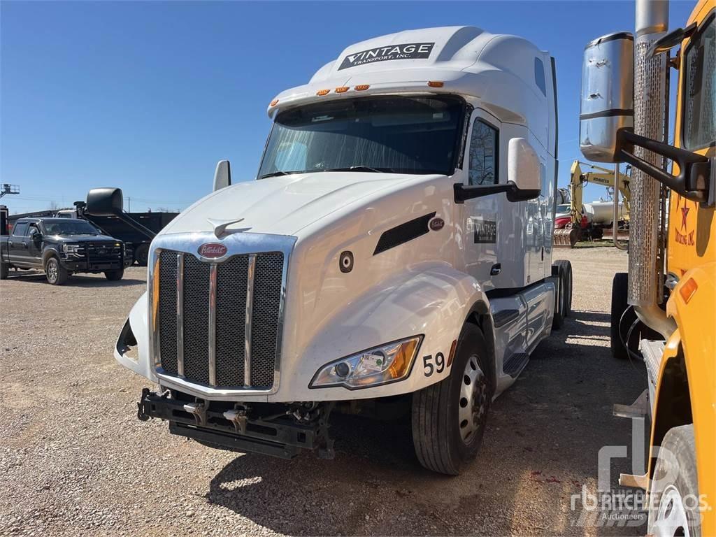 Peterbilt 579 Conventional Trucks / Tractor Trucks