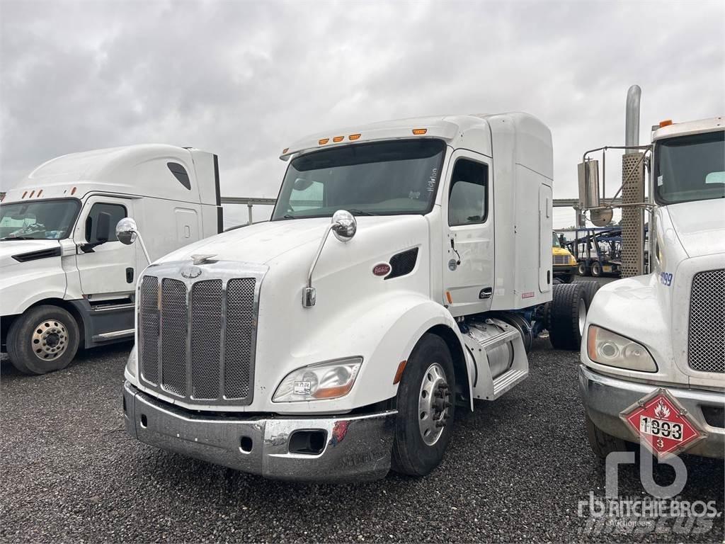 Peterbilt 579 Conventional Trucks / Tractor Trucks
