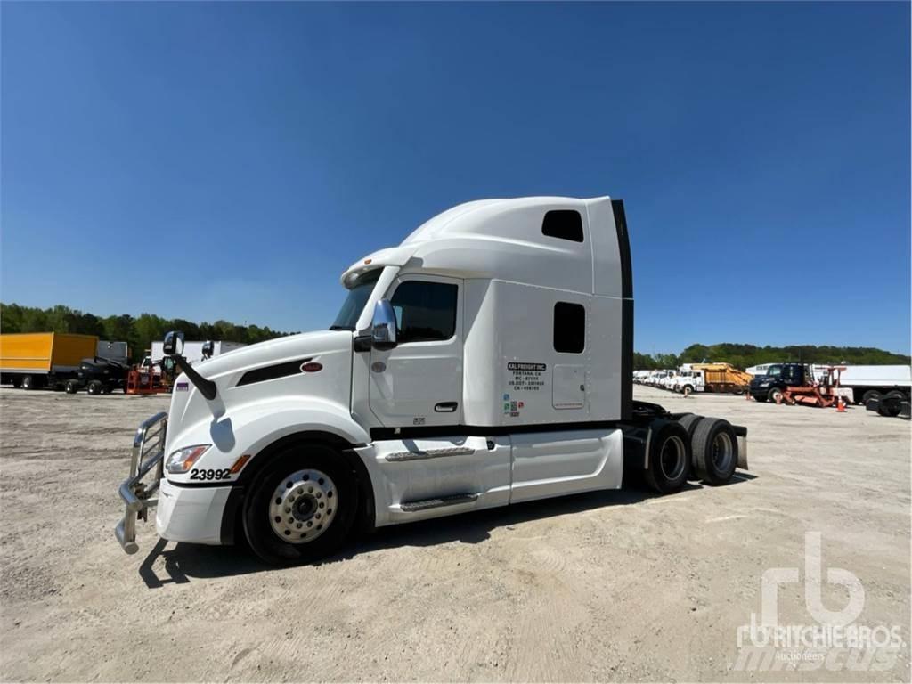 Peterbilt 579 Conventional Trucks / Tractor Trucks