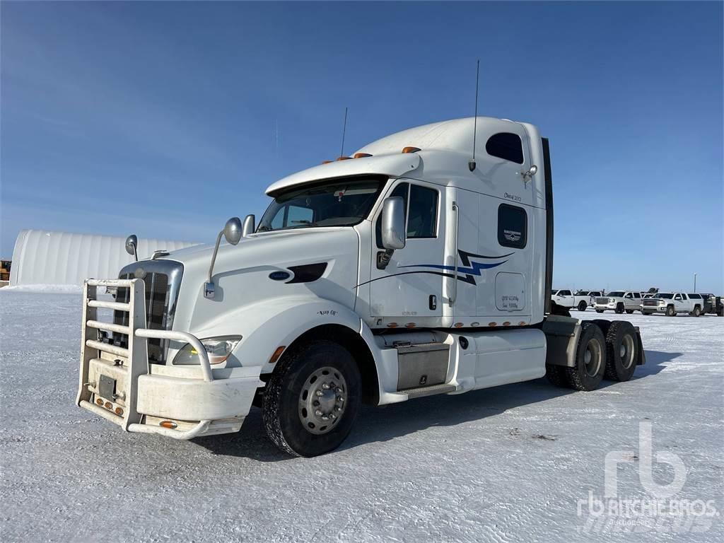 Peterbilt 587 Conventional Trucks / Tractor Trucks