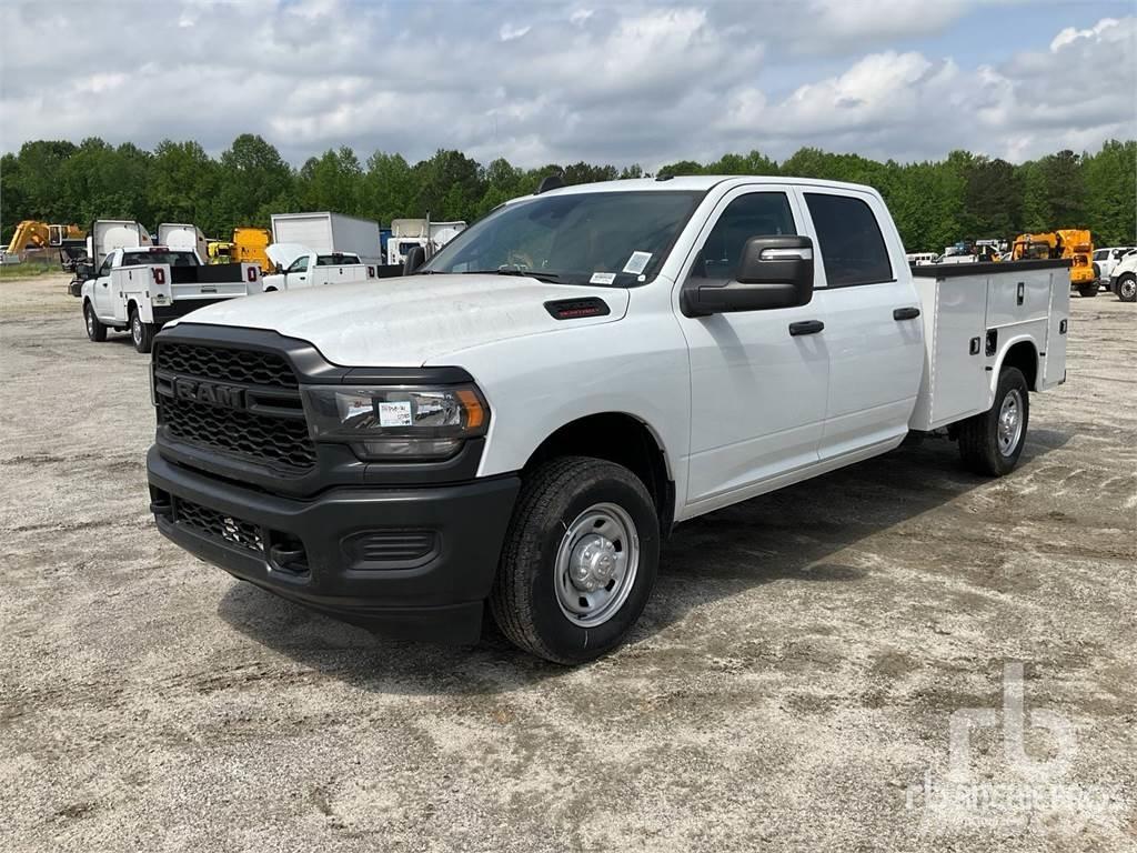 RAM 2500 Work Trucks / Municipal